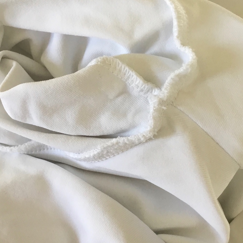 Aritzia Contour White Silhouette Form Fitting Long Sleeve Crewneck Shirt Small - Picture 8 of 10